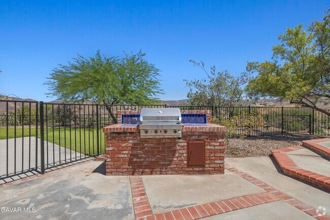 Building Photo - 13620 Pales Rd Rental