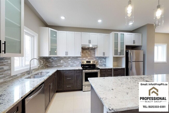 Photo - 7106 83 Av NW