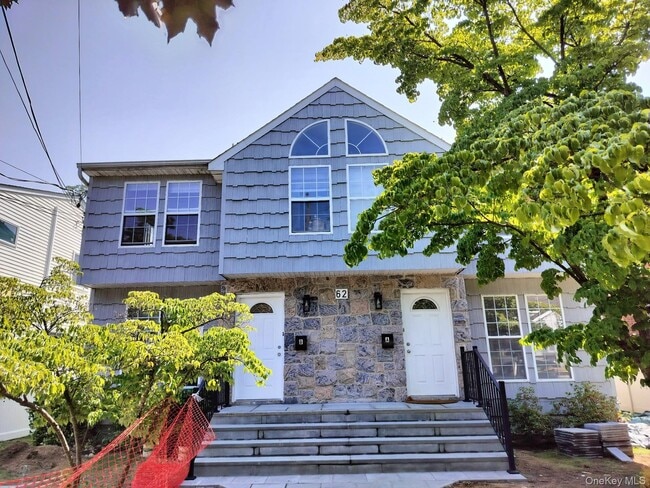 Building Photo - 62 Hickory Rd Unit B