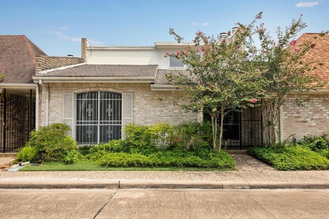 Building Photo - 1808 S Gessner Rd Rental