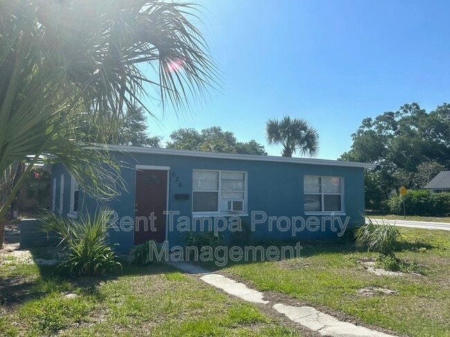 Photo - 626 31st St S