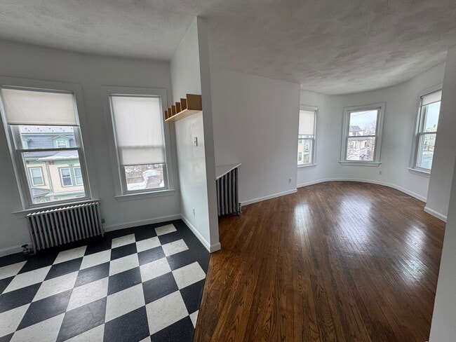 Photo - 146 Oxford St Unit 2