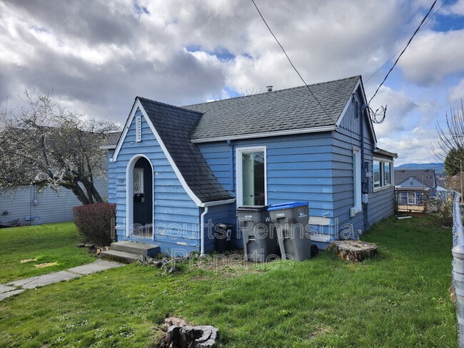 Photo - 1337 Ironsides Ave