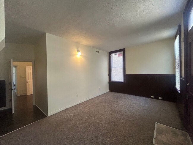 Photo - 111 Gage St Unidad 109