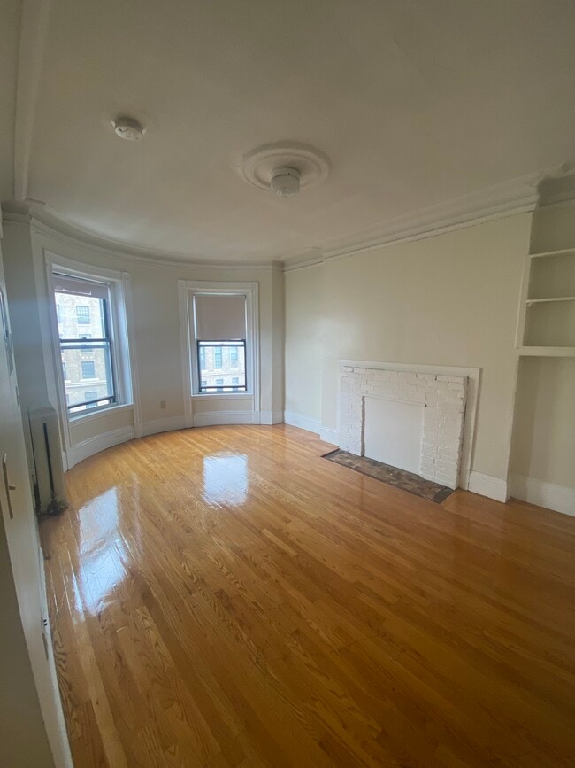 Building Photo - Saint Stephen Street Apartments