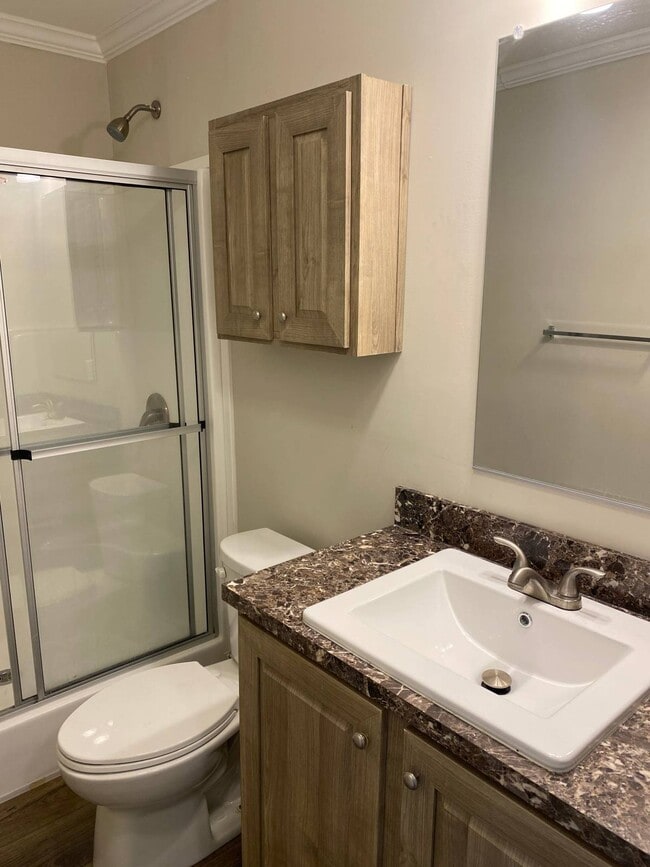 Photo - 1600 NE 12th Ave