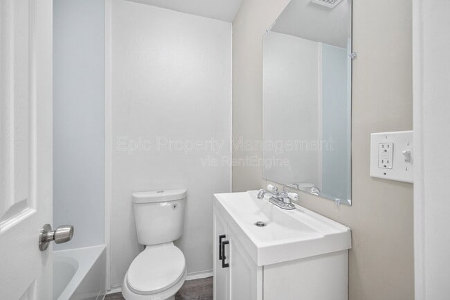 Photo - 6803 Ford Ave