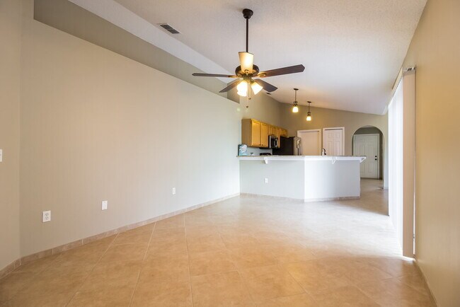 Photo - 272 Regal Downs Cir