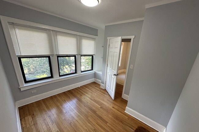 Photo - 7331 N Honore St Unit 2A