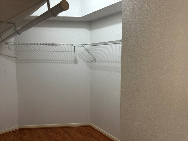 Photo - 2121 Hepburn St Unit 104