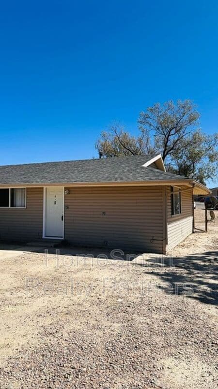 105 Skyline Dr