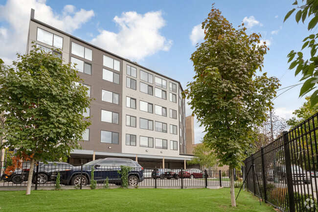 Building Photo - 1531 W Howard St Unit 309 Rental
