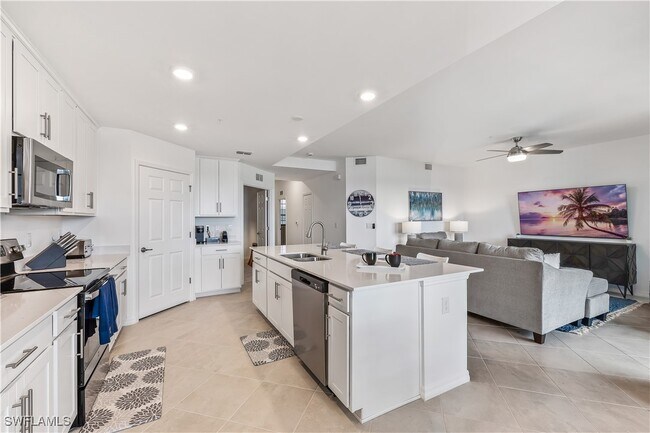 Building Photo - 15940 Grassland Ln Unit 2513 Rental