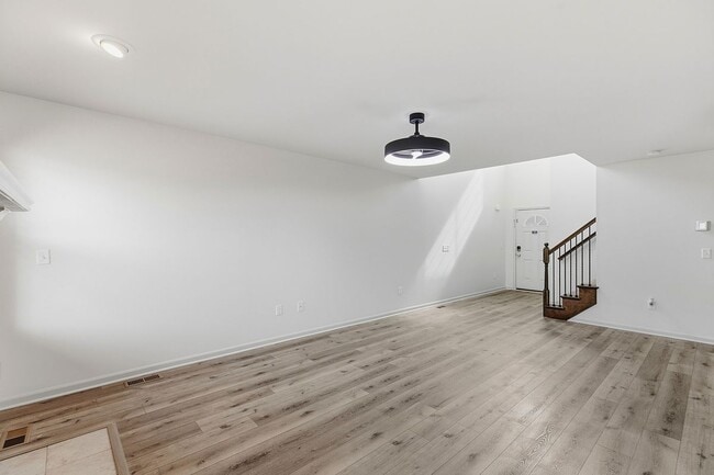 Photo - 6650 Chandler Dr