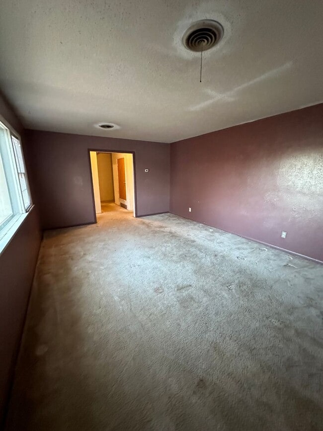 Photo - 3 Bed 2 Bath Home in Highland School School District!