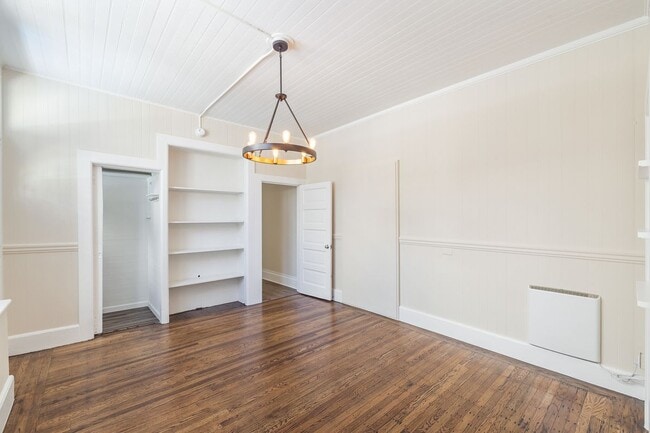 Photo - 282 Monterey Blvd
