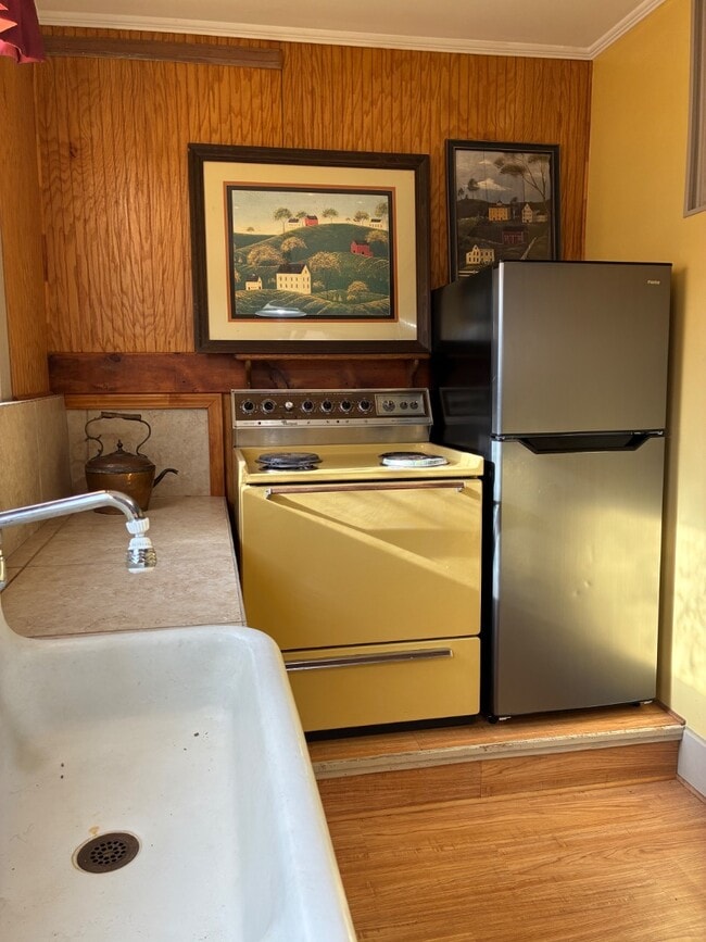 Photo - 424 W Market St