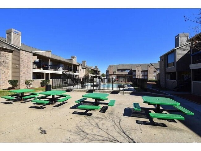 Building Photo - 17310 Kieth Harrow Blvd Unit 907 Rental