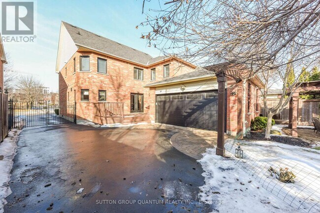 Photo - 118 Westchester Rd