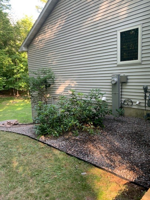 2337 Poplar Dr