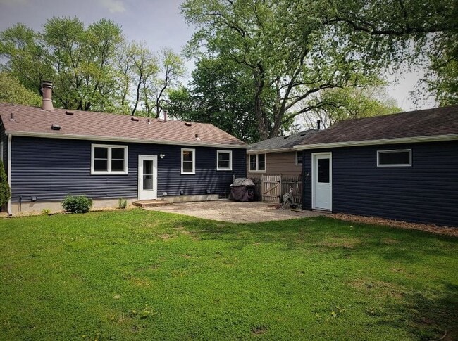 Photo - 1031 Sumter Ave N