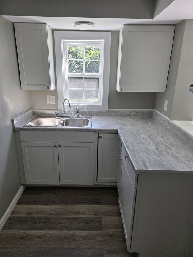 4114-4116 Larry Pl