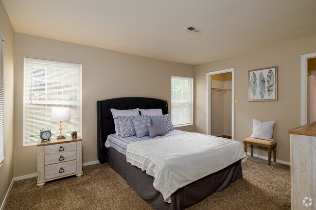 Aspen - 1052 sqft Bedroom 1