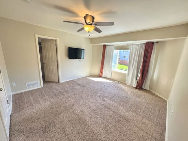 Photo - Spacious and Bright Eagle River Home with a Gorgeous View!