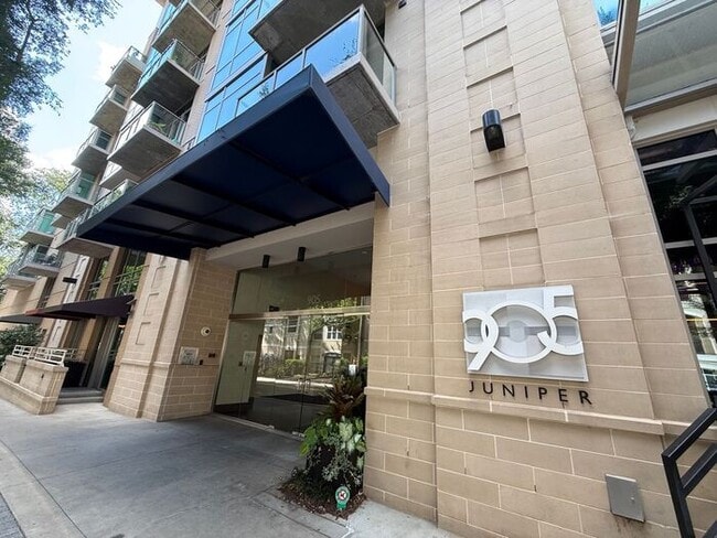 Building Photo - Luxury Midtown 1 Bedroom Condo, Polished Concrete Floors, City Views! Unit 507