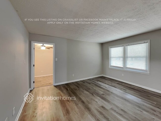 Photo - 415 Plainville Dr SW