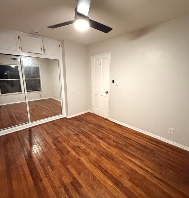Photo - 10617 Oxnard St Unit 6