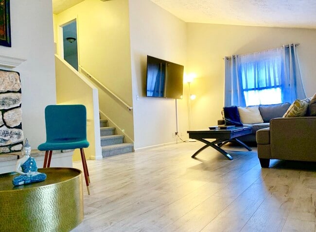 Sala de estar - 1885 E Jeremy Ct