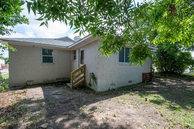 Photo - 1313 Hamrick St