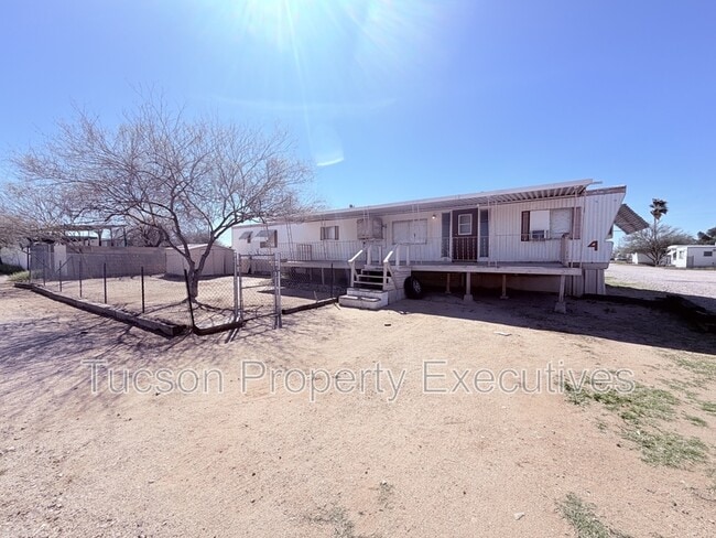 Building Photo - 4580 E Rex St