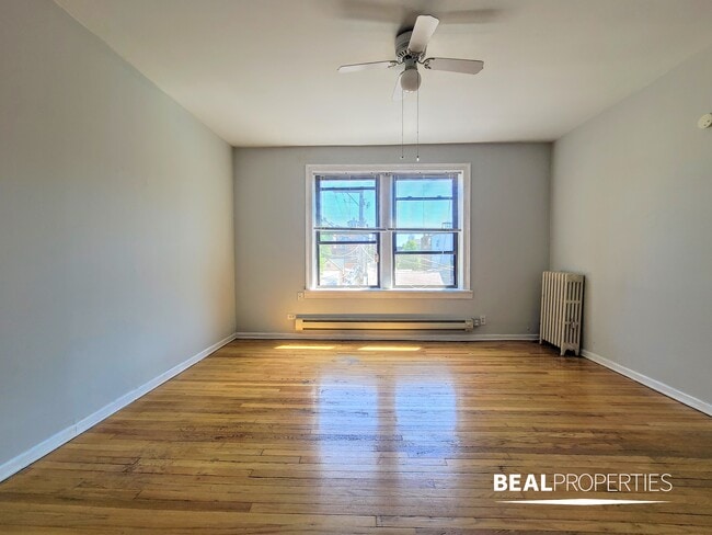 Photo - 1050 W George St Unit Studio