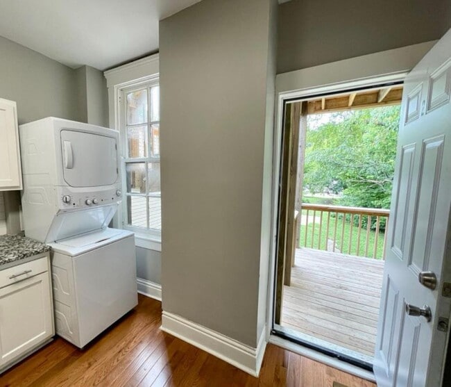 Photo - 1425 S Brook St