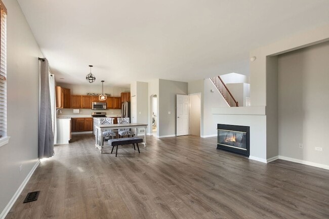 Photo - 2020 Spring Creek Ln