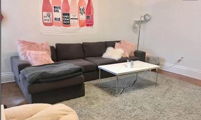 Photo - 71 Saint Marys St