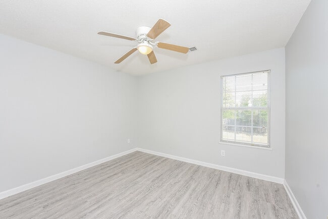 Photo - 312 Fox Trot Dr