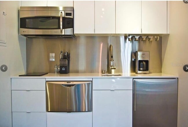 Photo - 706 E Pine St