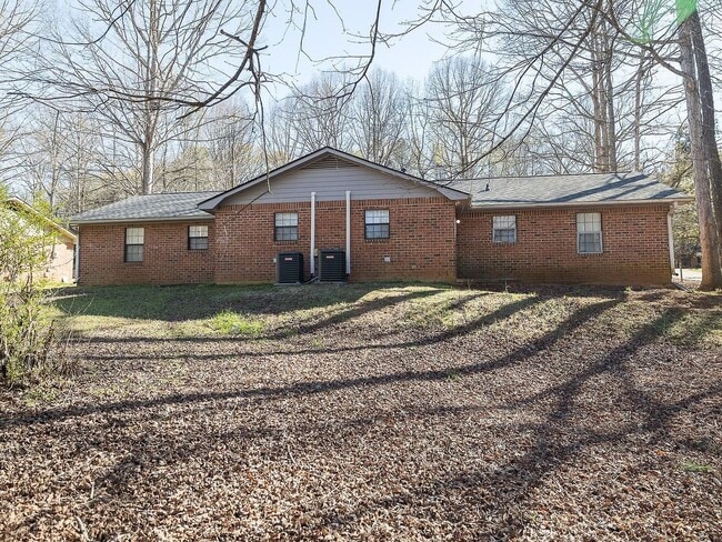 Building Photo - 151 Massey Ln Unit 151