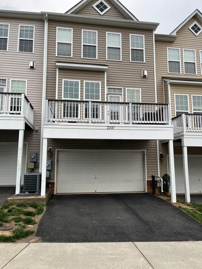 Photo - 22641 Twitter Sq Townhome