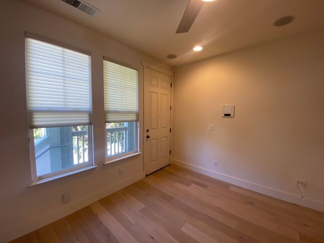 Photo - Newer Multi-Level Downtown Townhouse with ...