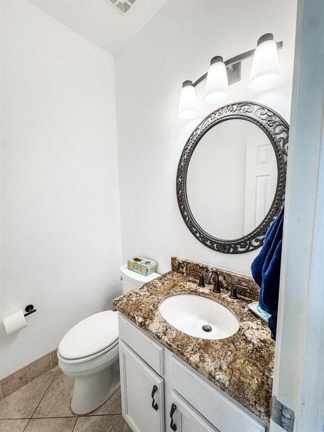 Photo - 850 Coleherne Rd
