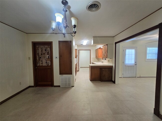 308 Mackeral St