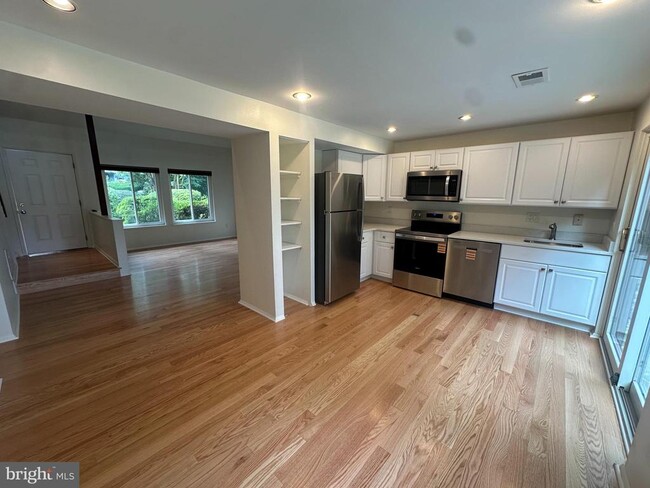 Photo - 11613 Piney Lodge Rd House