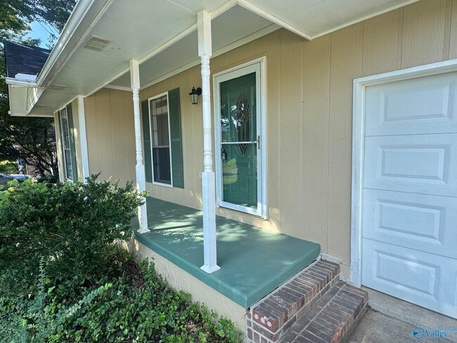 12002 Seasons Ct SE
