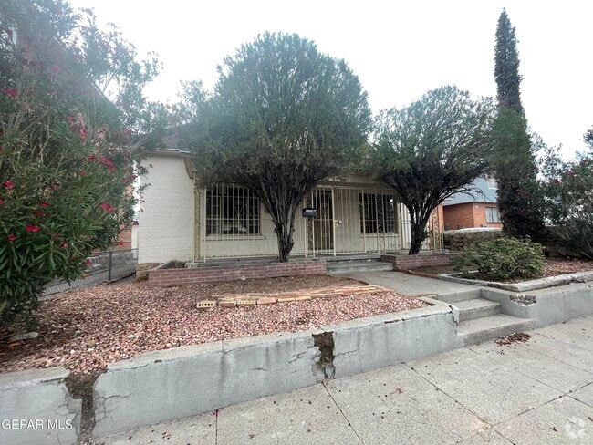 Building Photo - 1522 Yandell Dr Rental