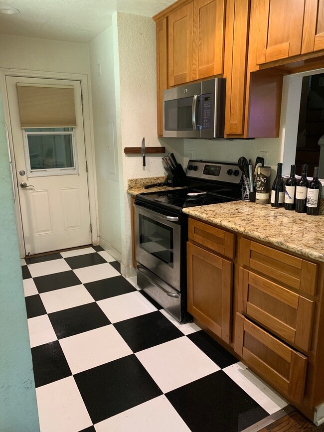 Photo - 3050-3050 Watt Ave Unit 3050