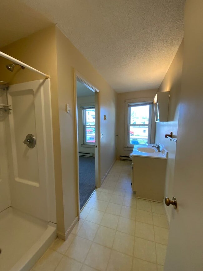 Photo - 37 Railroad Ave Unidad 37 RAILROAD AVE. #3